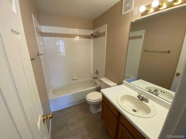 1830 W Centennial Dr 101, Louisville, CO 80027