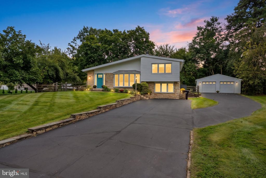 1602 WOODFORD WAY #, BLUE BELL, PA 19422 — exterior