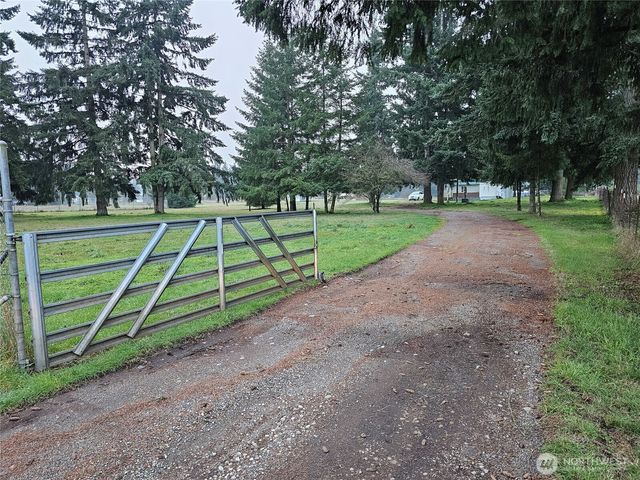 18525 Sargent Road SW, Rochester, WA 98579