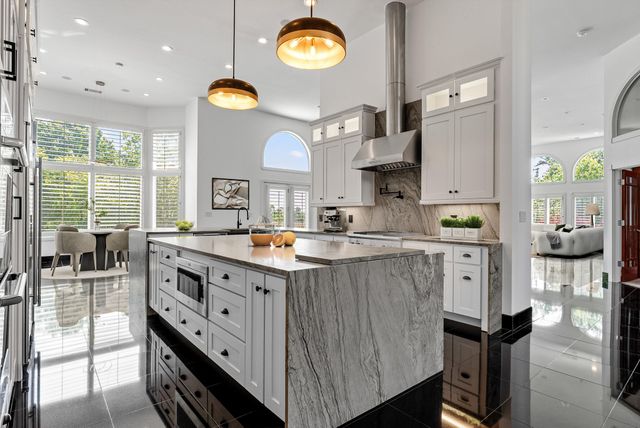 720 Valhalla Ln, Brentwood, TN 37027