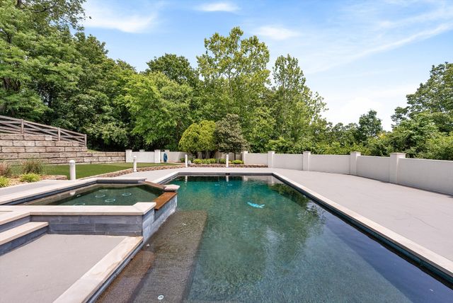720 Valhalla Ln, Brentwood, TN 37027