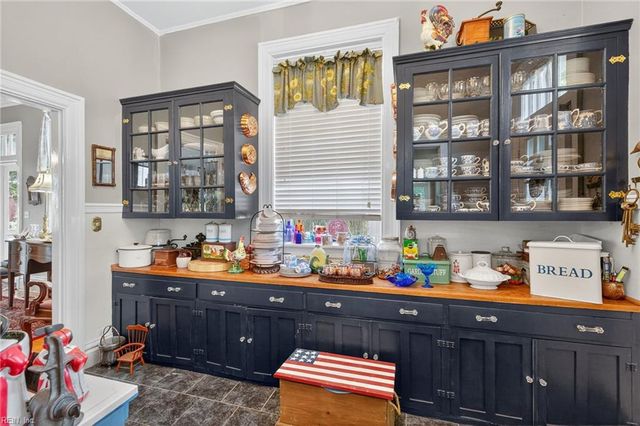 128 Brewer AVE, Suffolk, VA 23434
