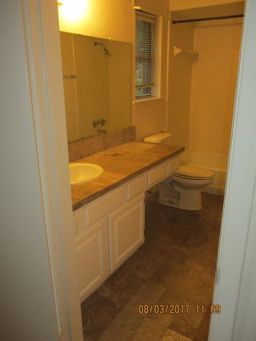 10842 Lynbrook Drive a, Houston, TX 77042