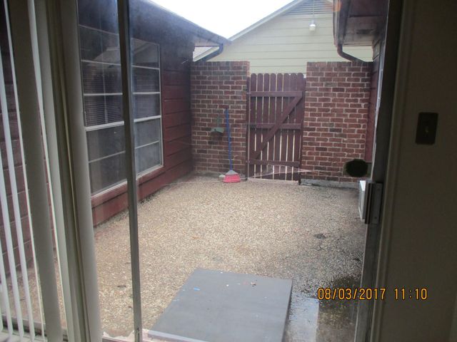 10842 Lynbrook Drive a, Houston, TX 77042