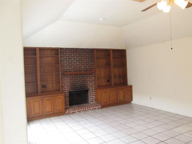 10842 Lynbrook Drive a, Houston, TX 77042