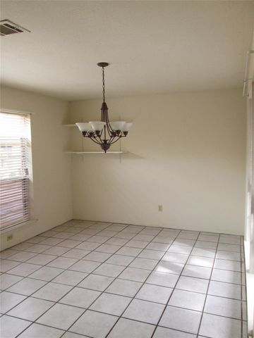 10842 Lynbrook Drive a, Houston, TX 77042