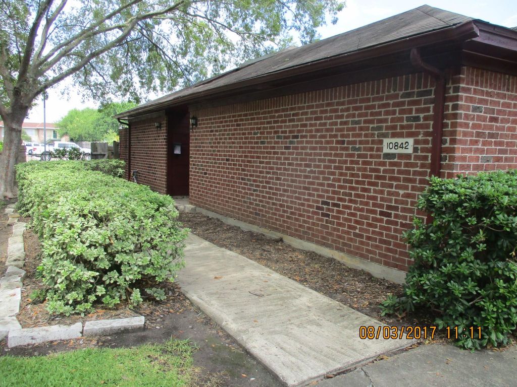 10842 Lynbrook Drive a, Houston, TX 77042