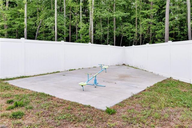 104 Murray WAY, Yorktown, VA 23693