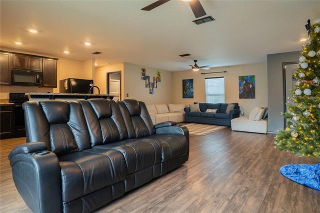 1896 PIEDMONT COURT, Mascotte, FL 34753