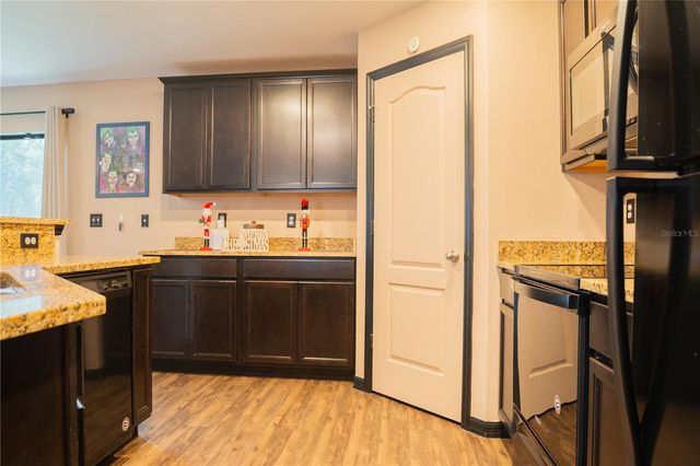 1896 PIEDMONT COURT, Mascotte, FL 34753