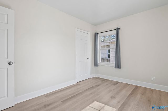 1804 Enolam Blvd Se, Decatur, AL 35601