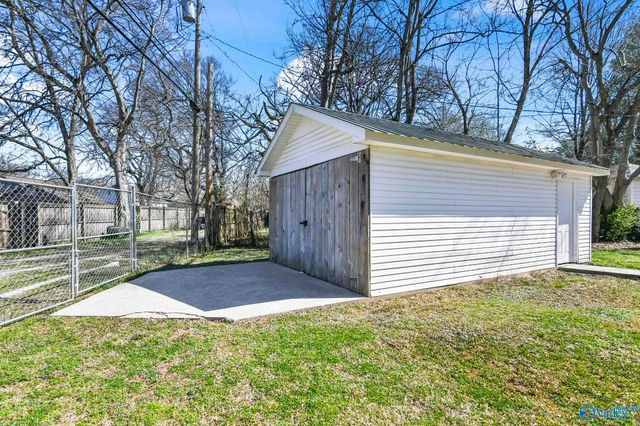 1804 Enolam Blvd Se, Decatur, AL 35601