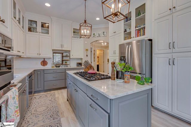 11 Eastwood Drive, Taylors, SC 29687