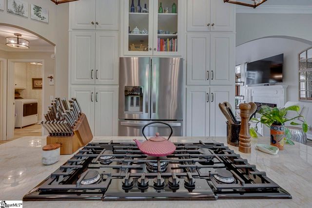 11 Eastwood Drive, Taylors, SC 29687