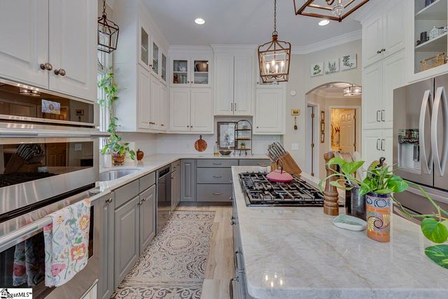 11 Eastwood Drive, Taylors, SC 29687