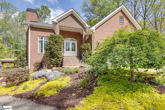 11 Eastwood Drive, Taylors, SC 29687