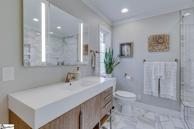 11 Eastwood Drive, Taylors, SC 29687