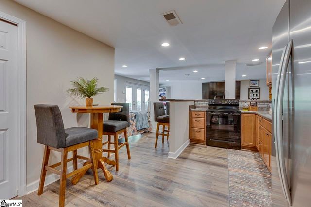 11 Eastwood Drive, Taylors, SC 29687