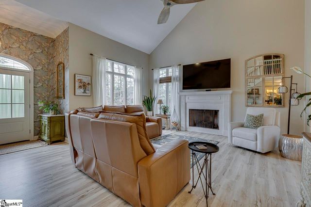 11 Eastwood Drive, Taylors, SC 29687