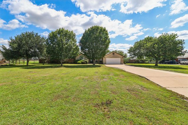 1022 Barbarosa RD, New Braunfels, TX 78130