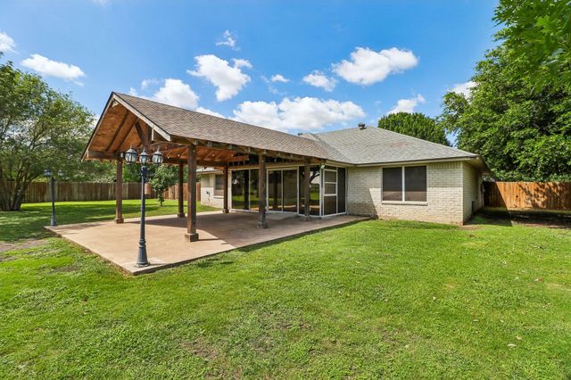 1022 Barbarosa RD, New Braunfels, TX 78130