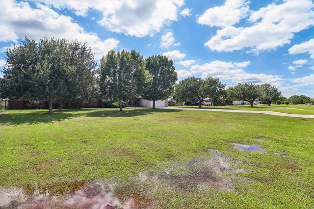 1022 Barbarosa RD, New Braunfels, TX 78130