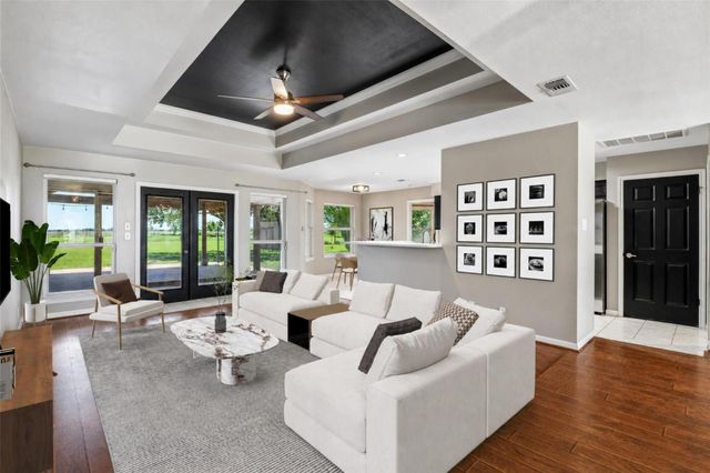 1022 Barbarosa RD, New Braunfels, TX 78130