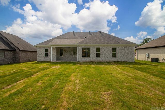 60 Oakbrooke Drive, Sherwood, AR 72120