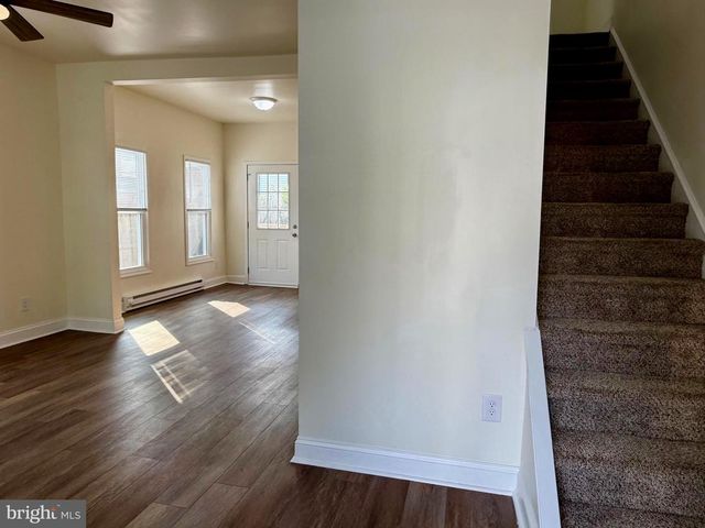 409 FAULKNER AVE, Martinsburg, WV 25401