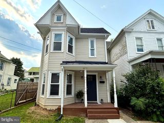 409 FAULKNER AVE, Martinsburg, WV 25401