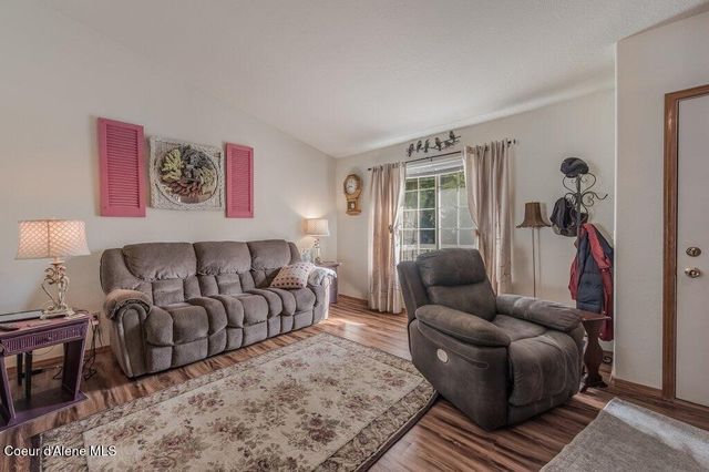 1019 N Nellie CT, Post Falls, ID 83854