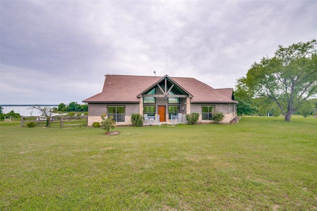 142 Pearl Valley Drive, Kerens, TX 75144