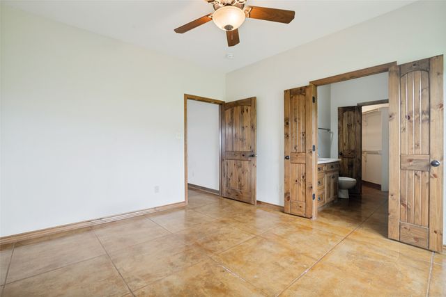 142 Pearl Valley Drive, Kerens, TX 75144