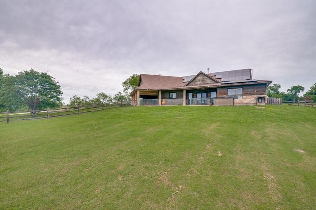 142 Pearl Valley Drive, Kerens, TX 75144