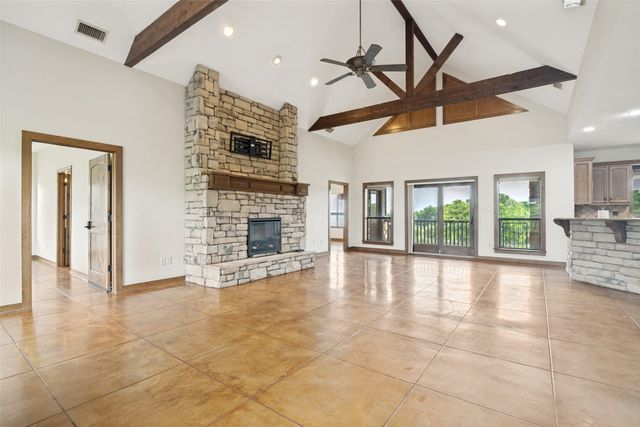 142 Pearl Valley Drive, Kerens, TX 75144
