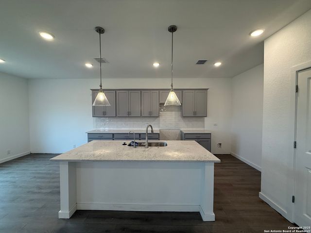 7606 Birch Hollow, San Antonio, TX 78252