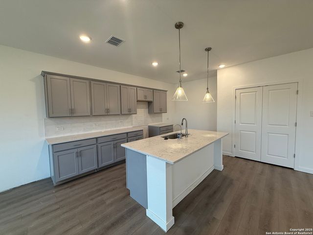 7606 Birch Hollow, San Antonio, TX 78252