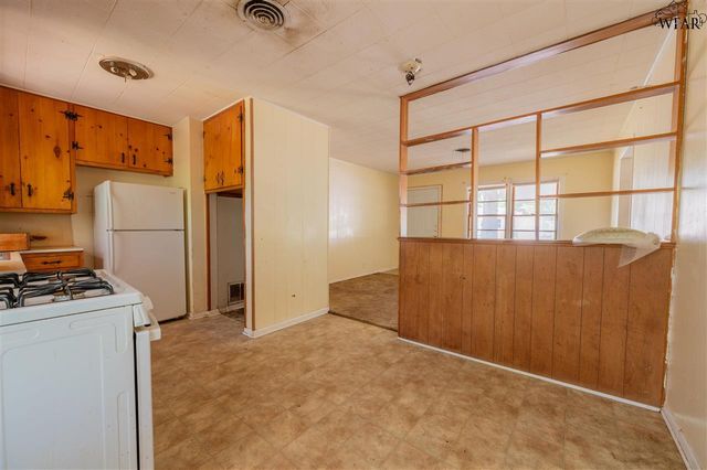 409 PEACH STREET, Burkburnett, TX 76354