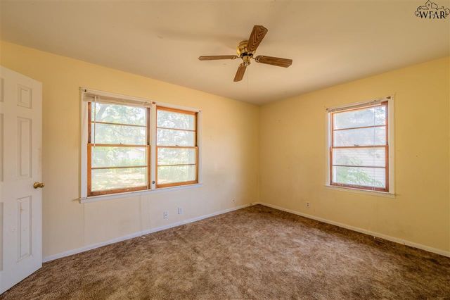 409 PEACH STREET, Burkburnett, TX 76354