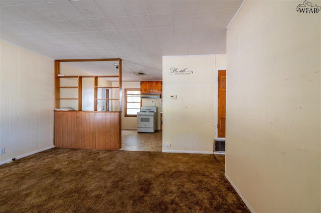 409 PEACH STREET, Burkburnett, TX 76354