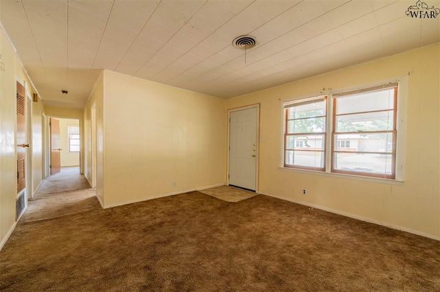 409 PEACH STREET, Burkburnett, TX 76354