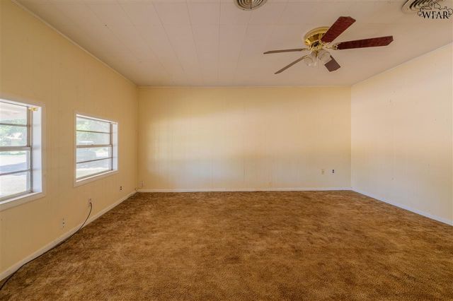 409 PEACH STREET, Burkburnett, TX 76354