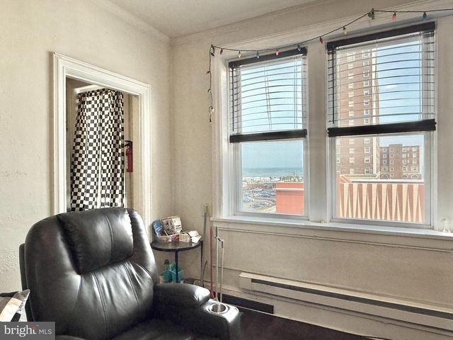37 S IOWA AVENUE 5B, Atlantic City, NJ 08401