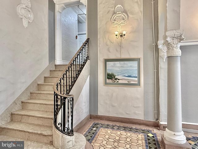 37 S IOWA AVENUE 5B, Atlantic City, NJ 08401