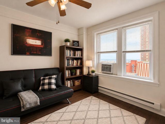 37 S IOWA AVENUE 5B, Atlantic City, NJ 08401
