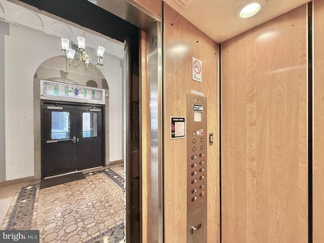 37 S IOWA AVENUE 5B, Atlantic City, NJ 08401