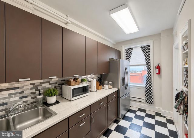 37 S IOWA AVENUE 5B, Atlantic City, NJ 08401