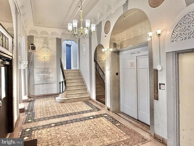 37 S IOWA AVENUE 5B, Atlantic City, NJ 08401