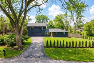 8122 Fairmount Avenue, Downers Grove, IL 60516