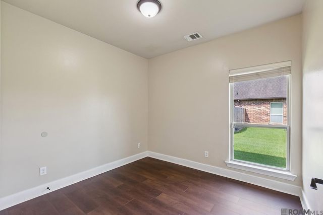 42122 Bald Eagle Ave, Prairieville, LA 70769